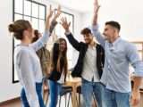 Integracje firmowe – Jak powinny wyglądać i co uwzględniać?